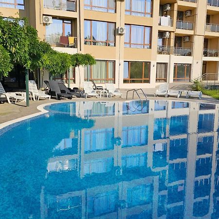 Vesta Riviera - Free Parking Aparthotel Golden Sands Exterior photo
