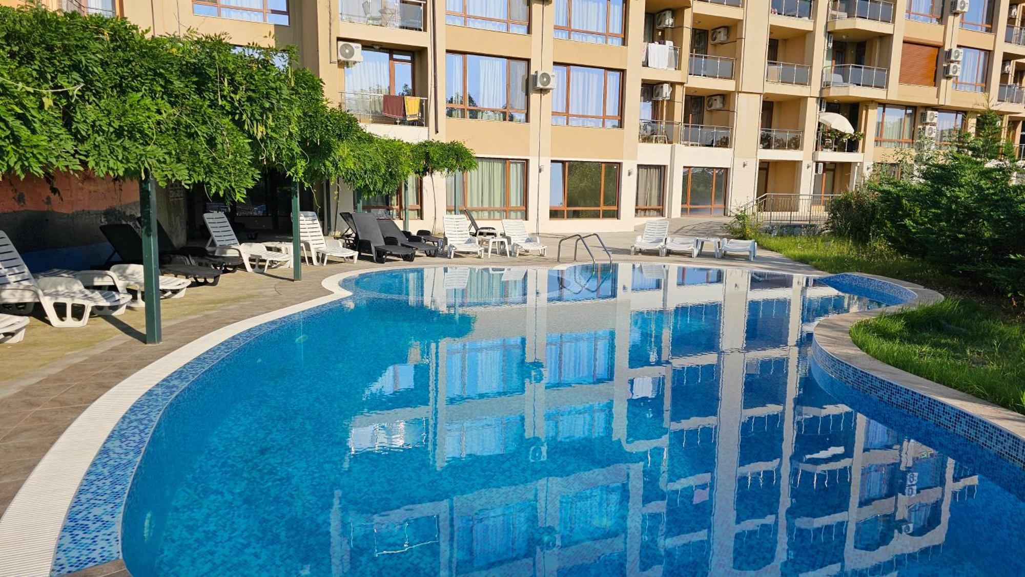 Vesta Riviera - Free Parking Aparthotel Golden Sands Exterior photo